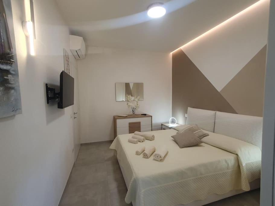 Lecci Al Mare Apartment San Vincenzo Exterior foto
