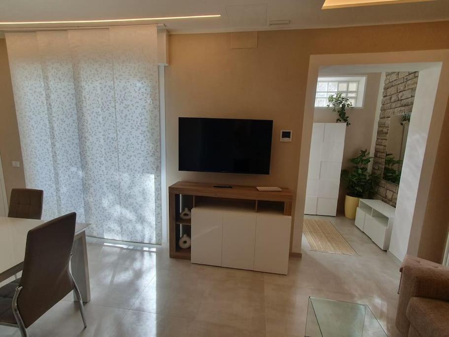 Lecci Al Mare Apartment San Vincenzo Exterior foto